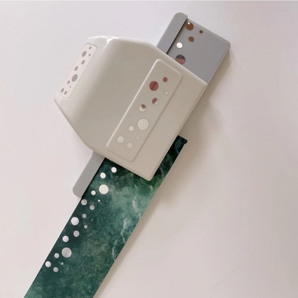 Hole puncher - Swiss cheese